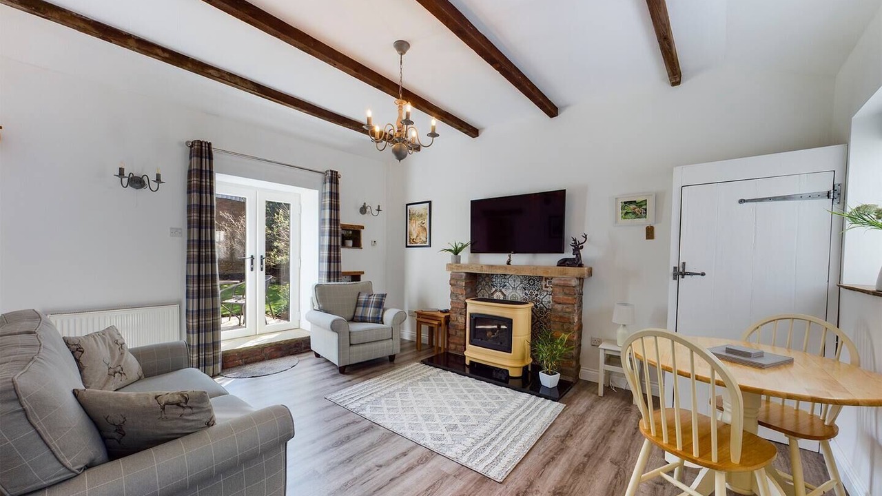 Photo of Outdoor in Muston