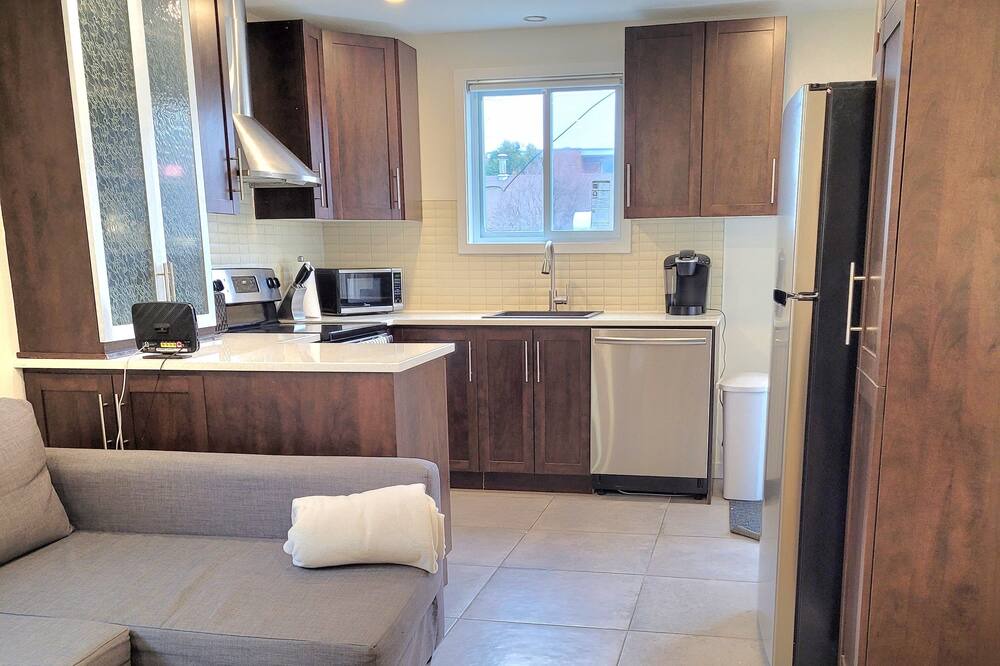 Photo of Kitchen in Laval-des-Rapides