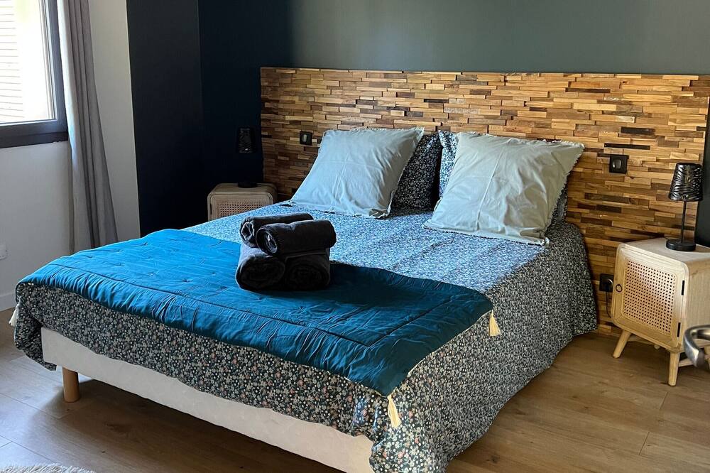 Photo of Bedroom in Montauban