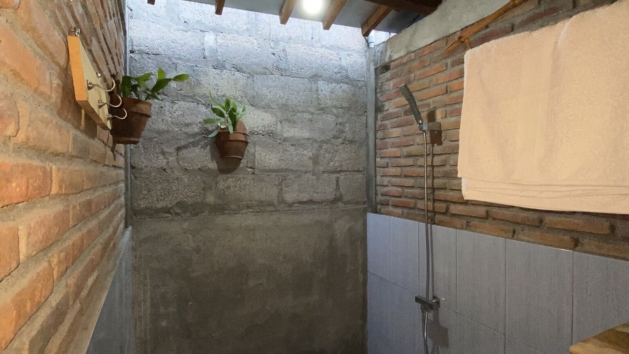 Photo of Bathroom in Bangunjiwo