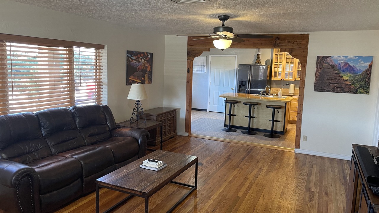 Photo of Livingroom in Seneca