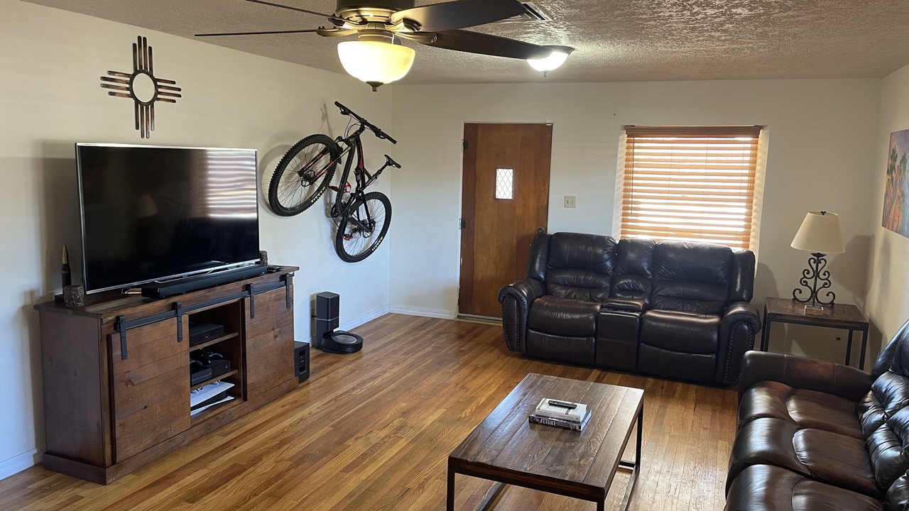 Photo of Livingroom in Seneca