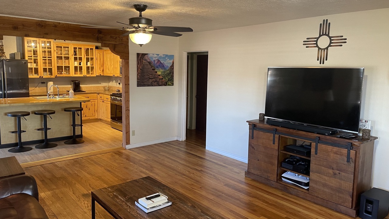 Photo of Livingroom in Seneca
