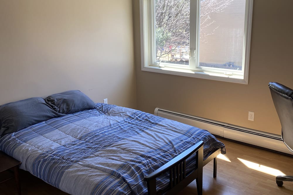 Photo of Others in Malletts Bay