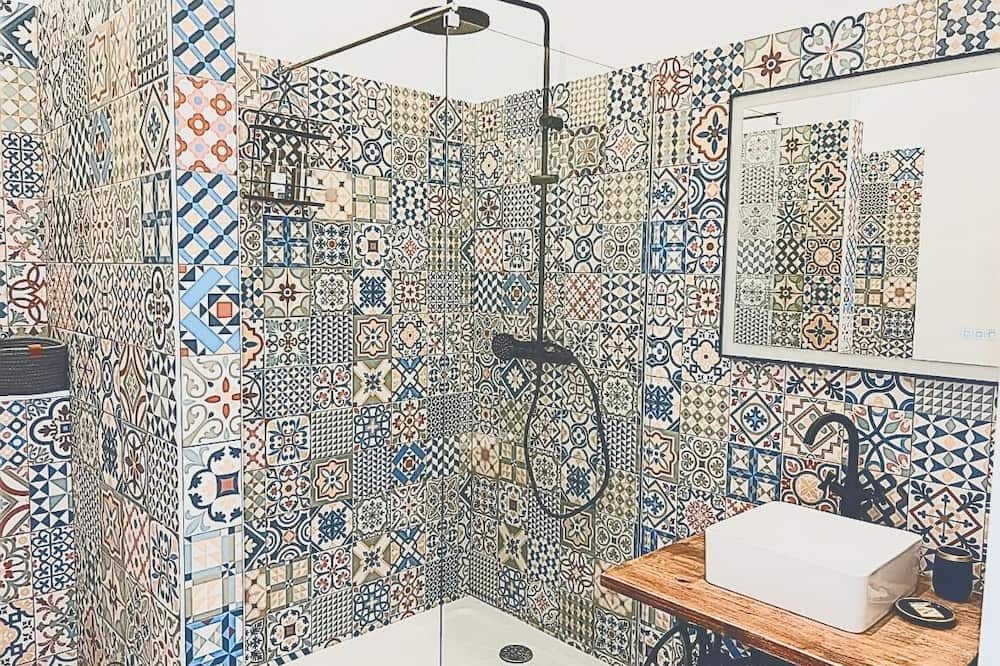 Photo of Bathroom in Blasimon