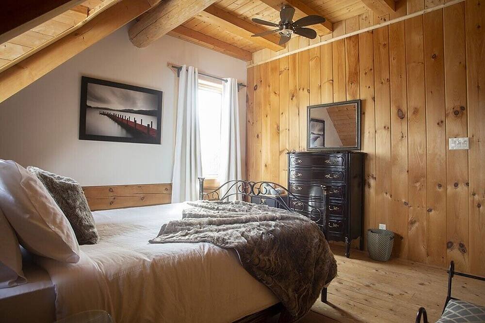Photo of Bedroom in Sainte-Marie