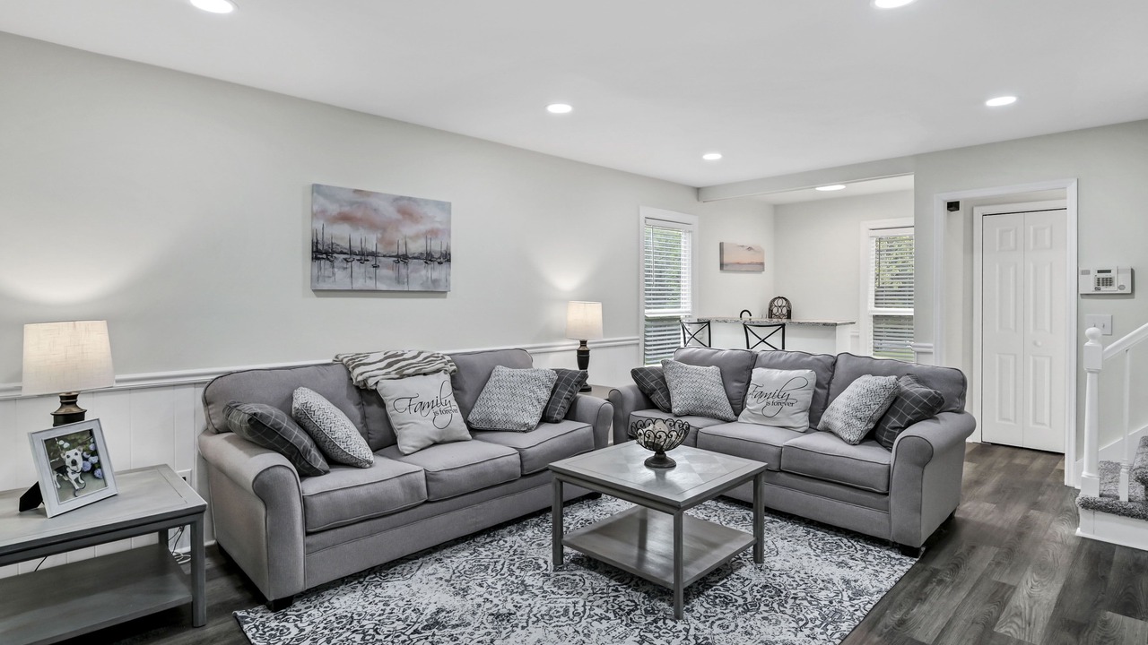 Photo of Livingroom in Cayce