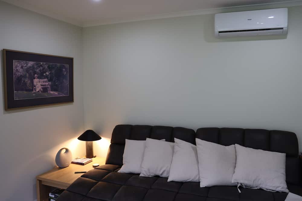 Photo of Bedroom in Carool