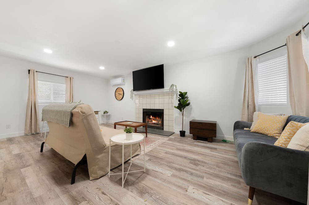 Photo of Livingroom in Carmichael