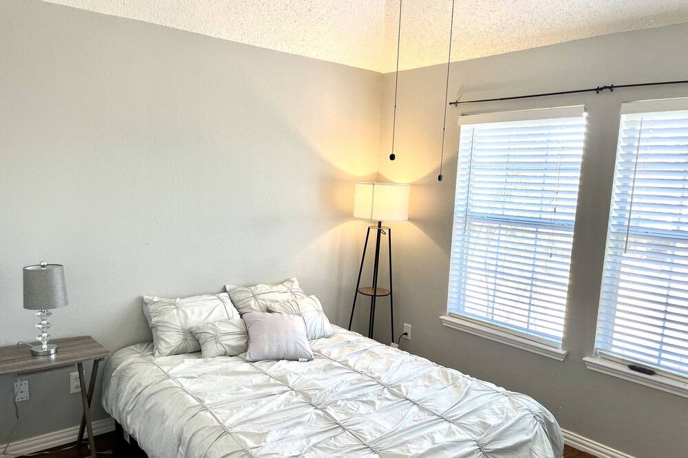 Photo of Bedroom in Plano