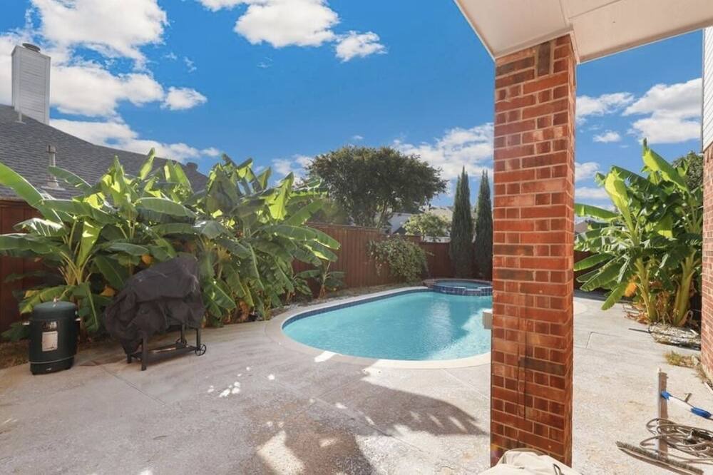 Photo of Outdoor in Plano