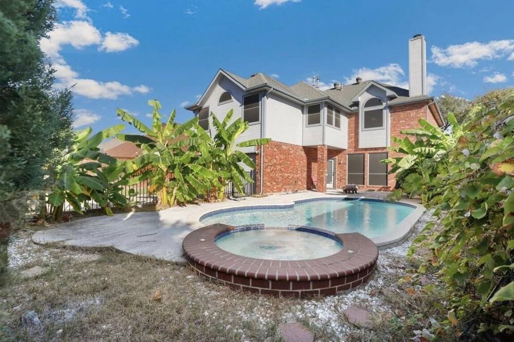 Photo of Outdoor in Plano