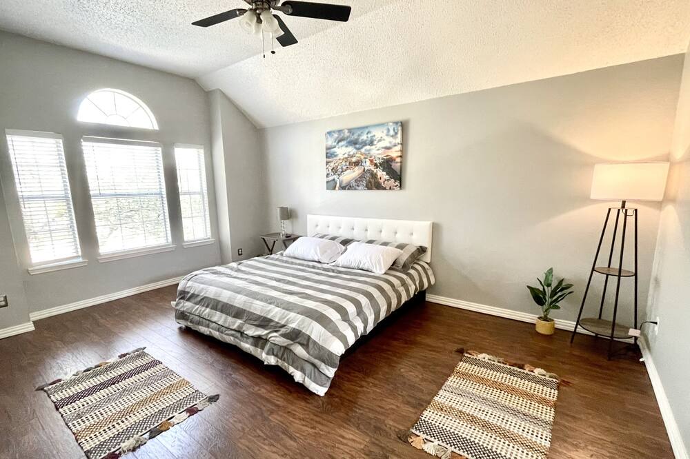 Photo of Bedroom in Plano