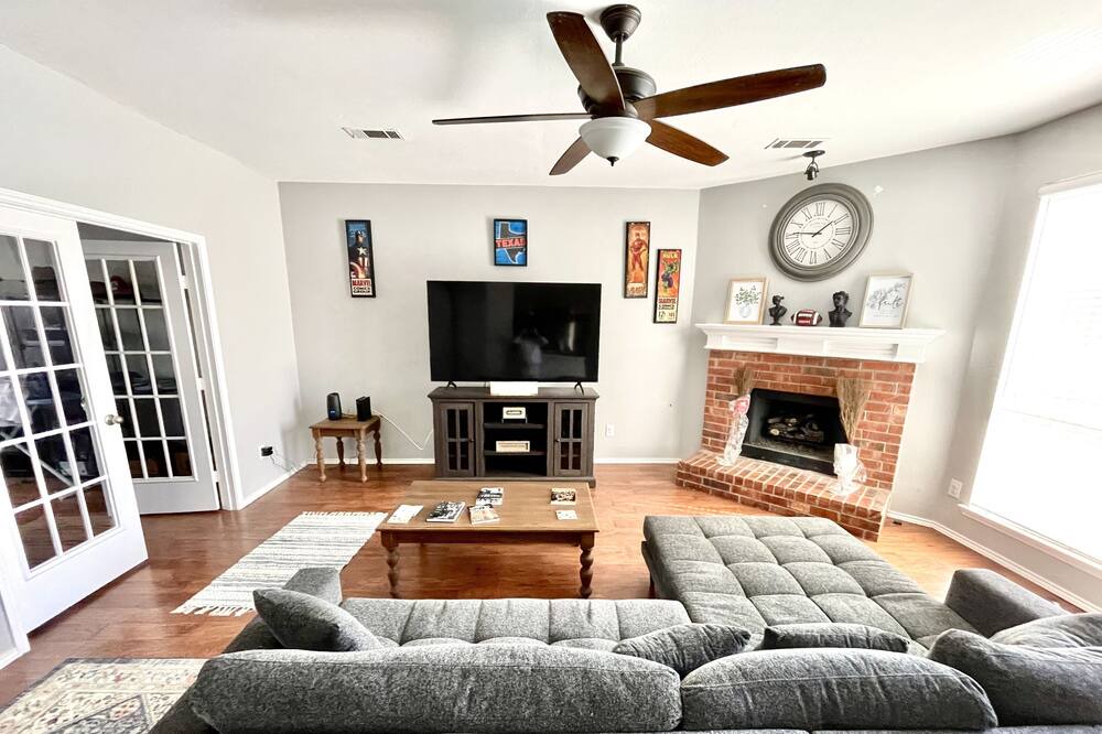 Photo of Livingroom in Plano