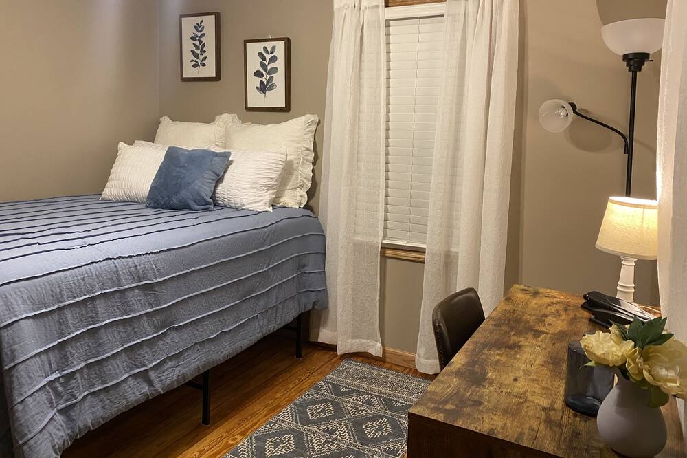 Photo of Bedroom in Port Matilda