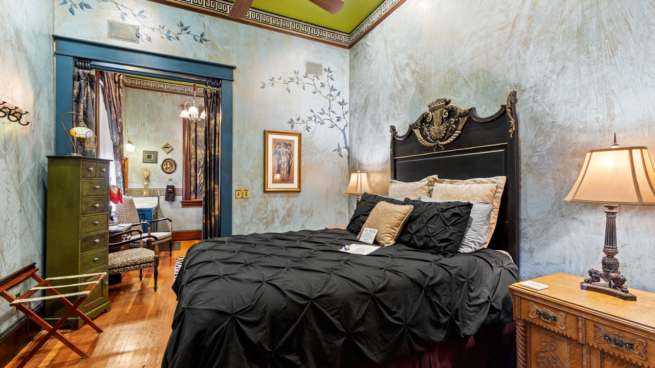 Photo of Others in Historic Railroad District