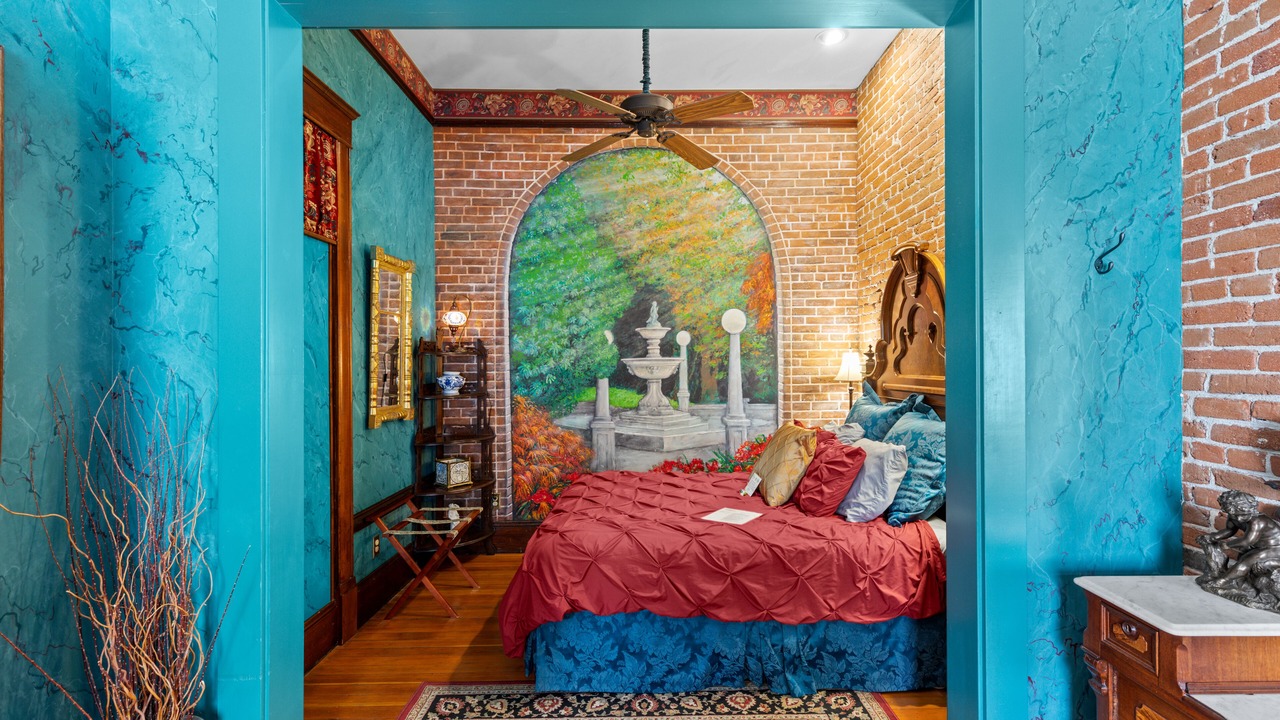 Photo of Bedroom in Historic Railroad District