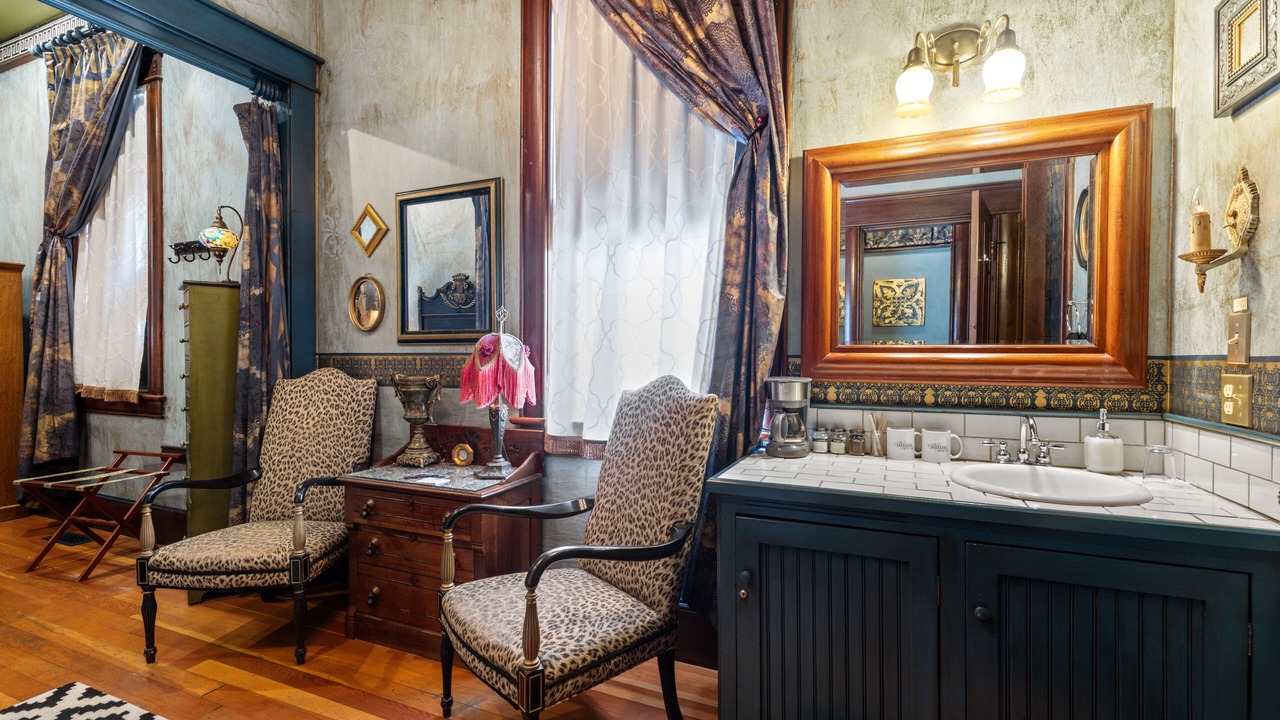 Photo of Others in Historic Railroad District