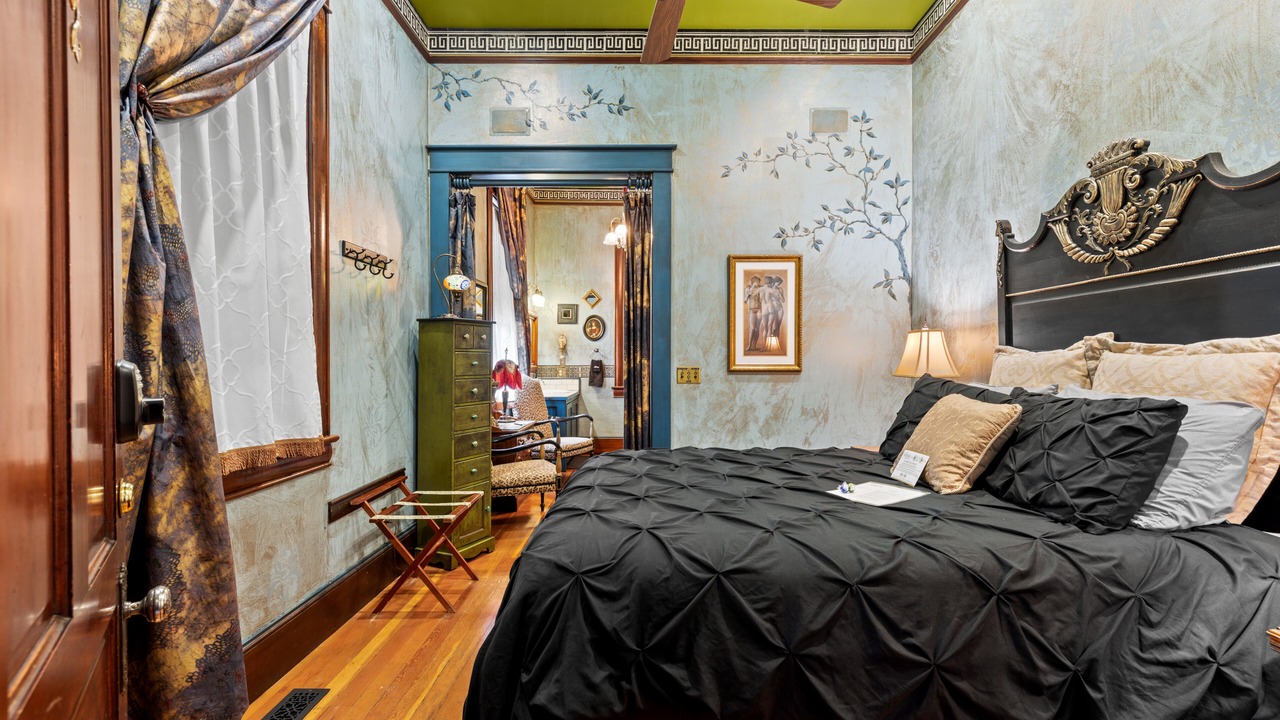 Photo of Others in Historic Railroad District