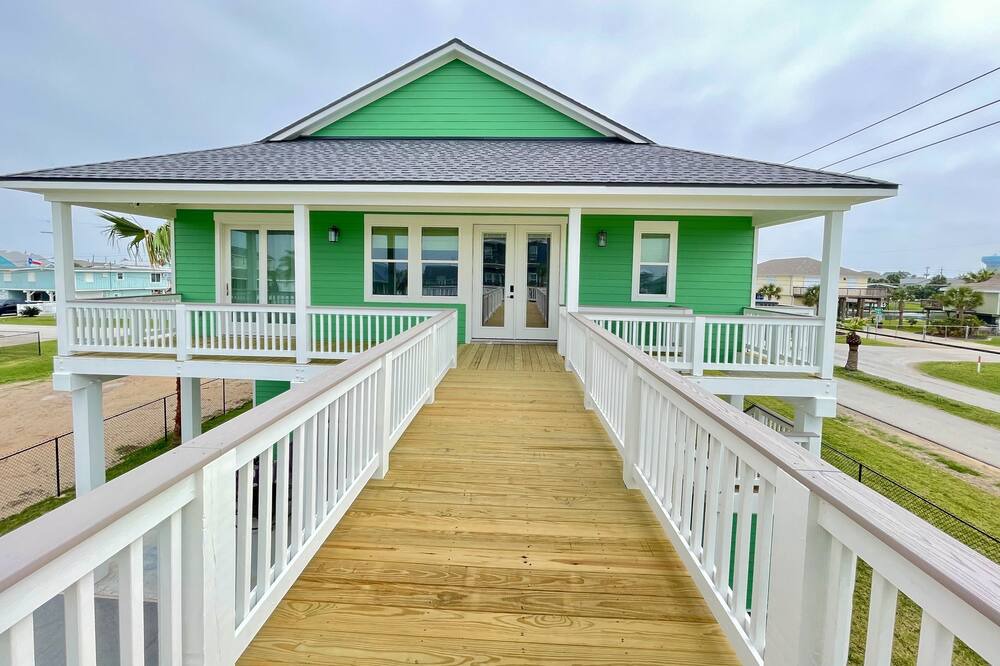 Photo of Others in Galveston