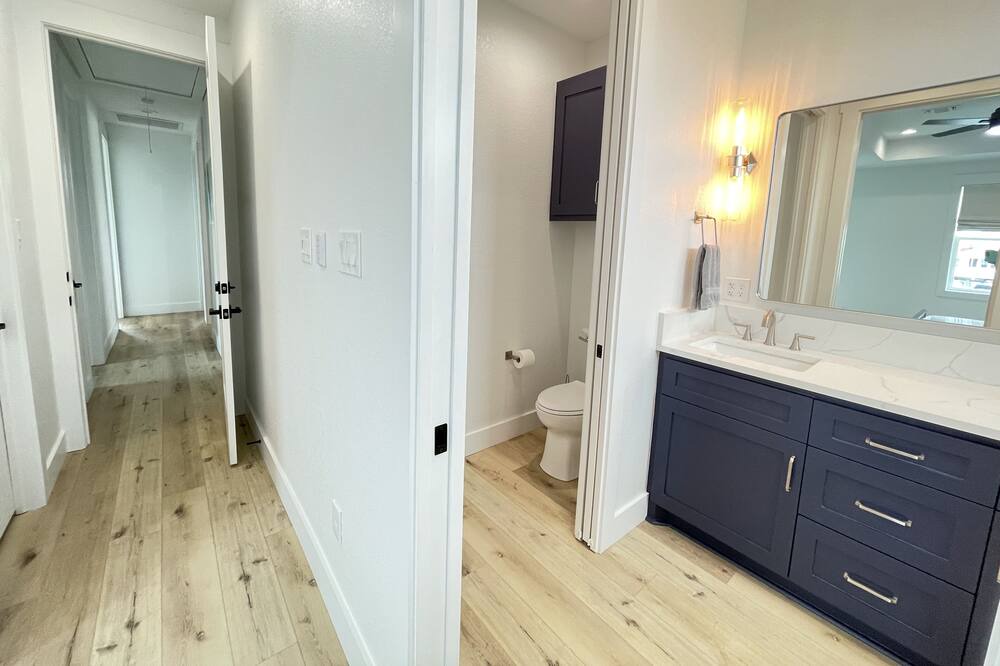 Photo of Bathroom in Galveston