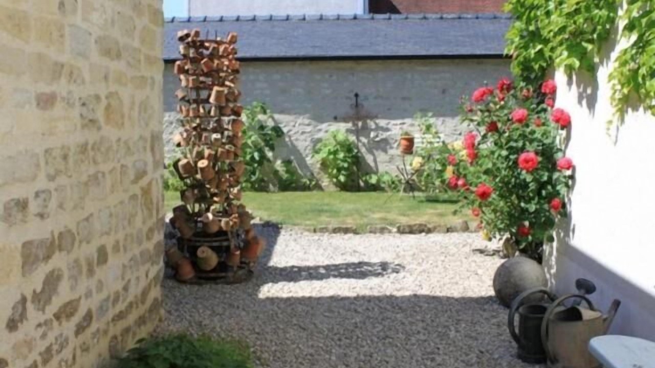 Photo of Outdoor in Vezinnes