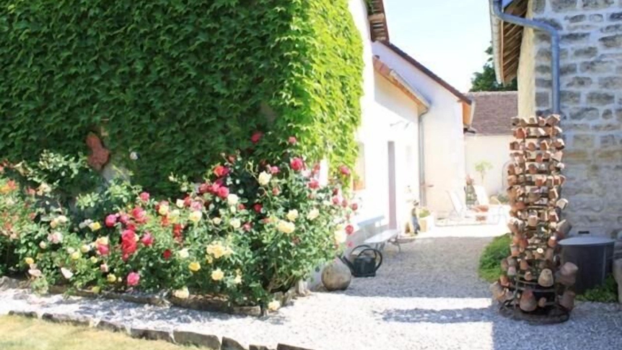 Photo of Outdoor in Vezinnes