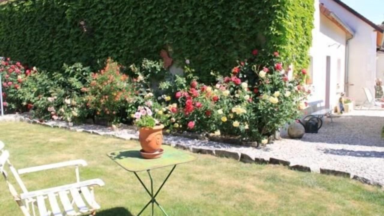 Photo of Outdoor in Vezinnes