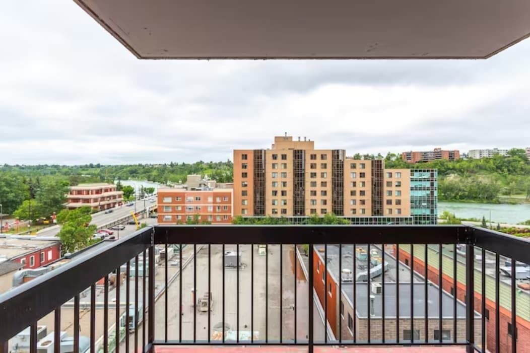 Photo of Outdoor in Crescent Heights