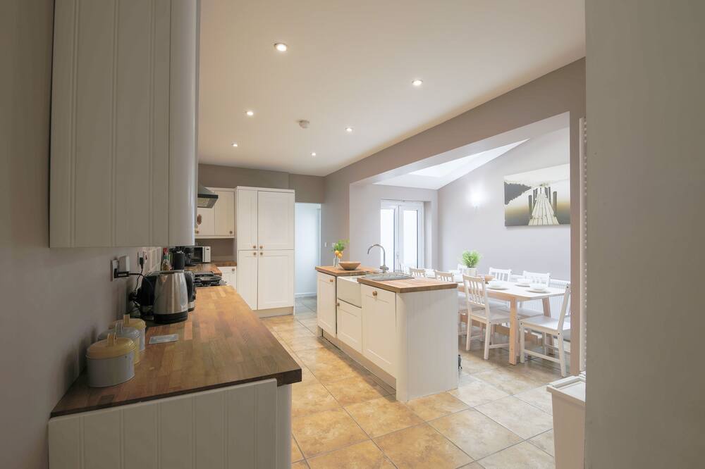 Photo of Kitchen in Splott