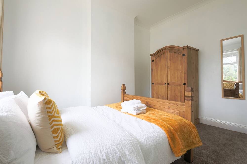 Photo of Bedroom in Splott