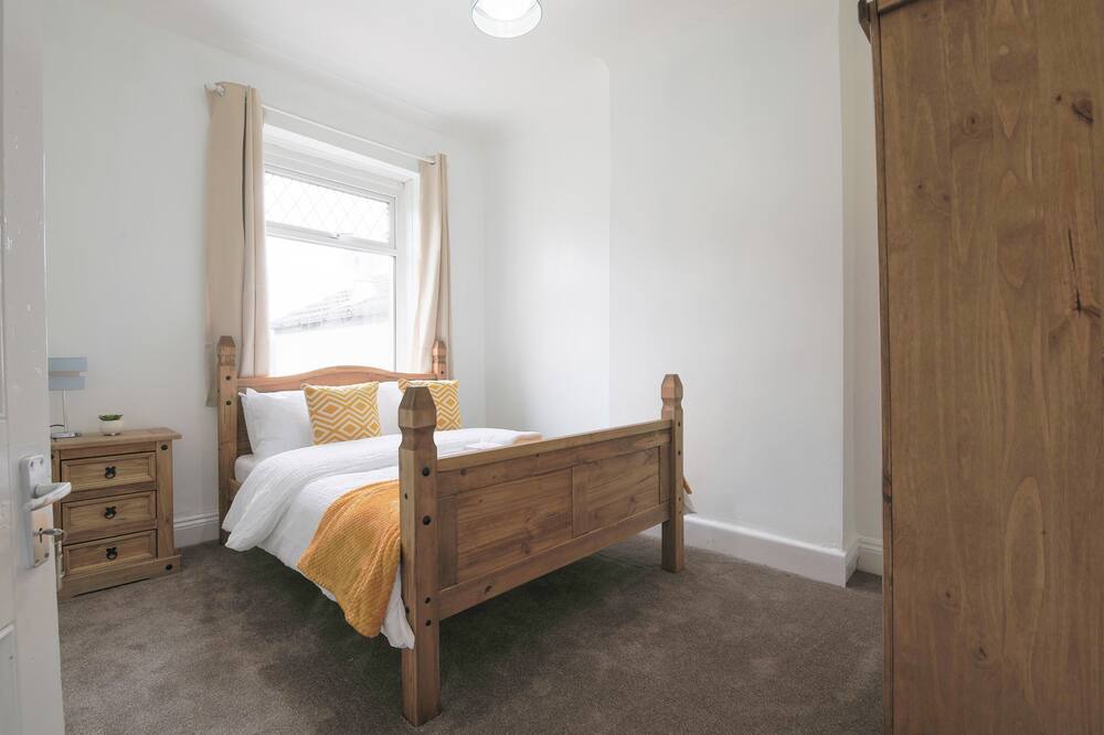 Photo of Bedroom in Splott