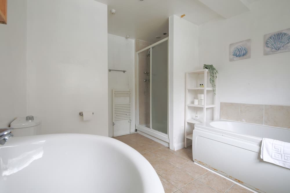 Photo of Bathroom in Splott