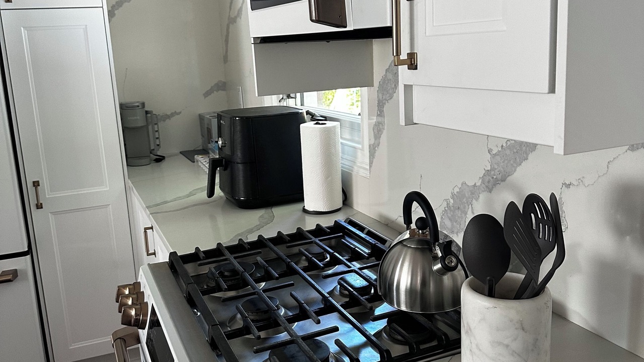 Photo of Kitchen in Bergenfield