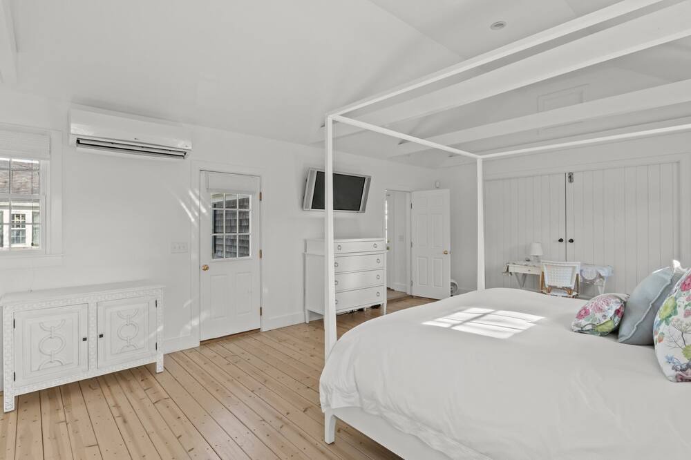 Photo of Bedroom in North Chatham