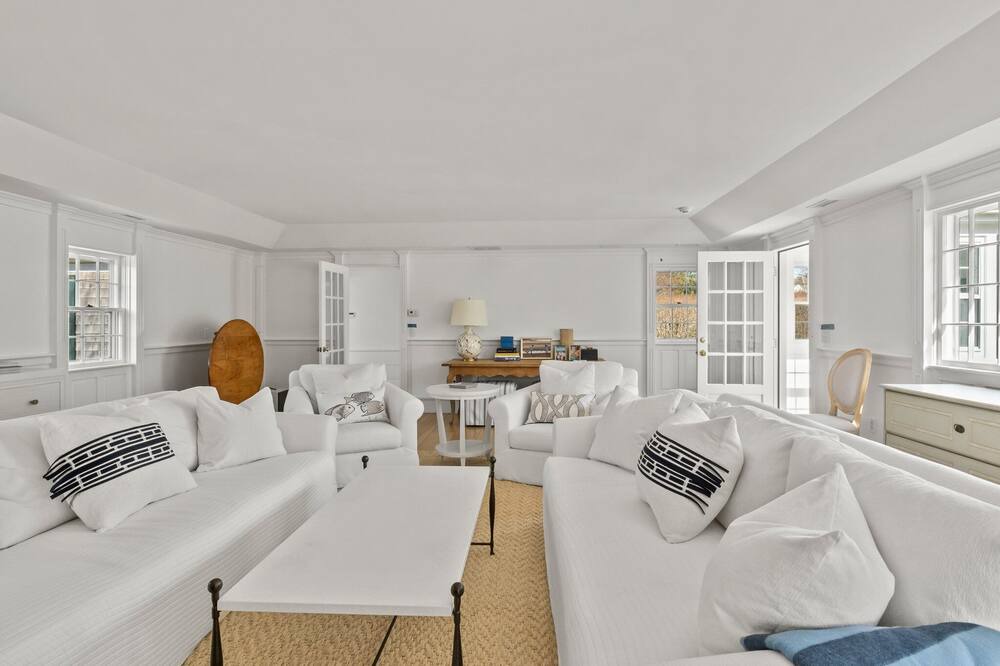 Photo of Livingroom in North Chatham