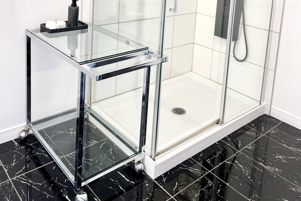 Photo of Bathroom in Neufchatel Est–Lebourgneuf