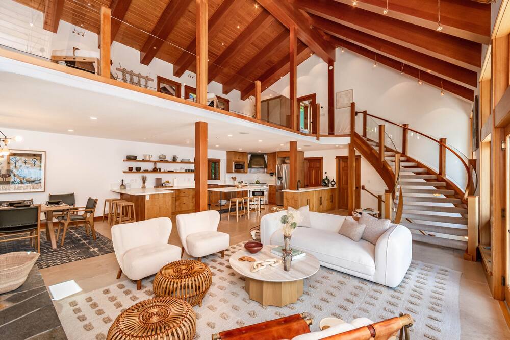 Photo of Bedroom in Crystal Bay