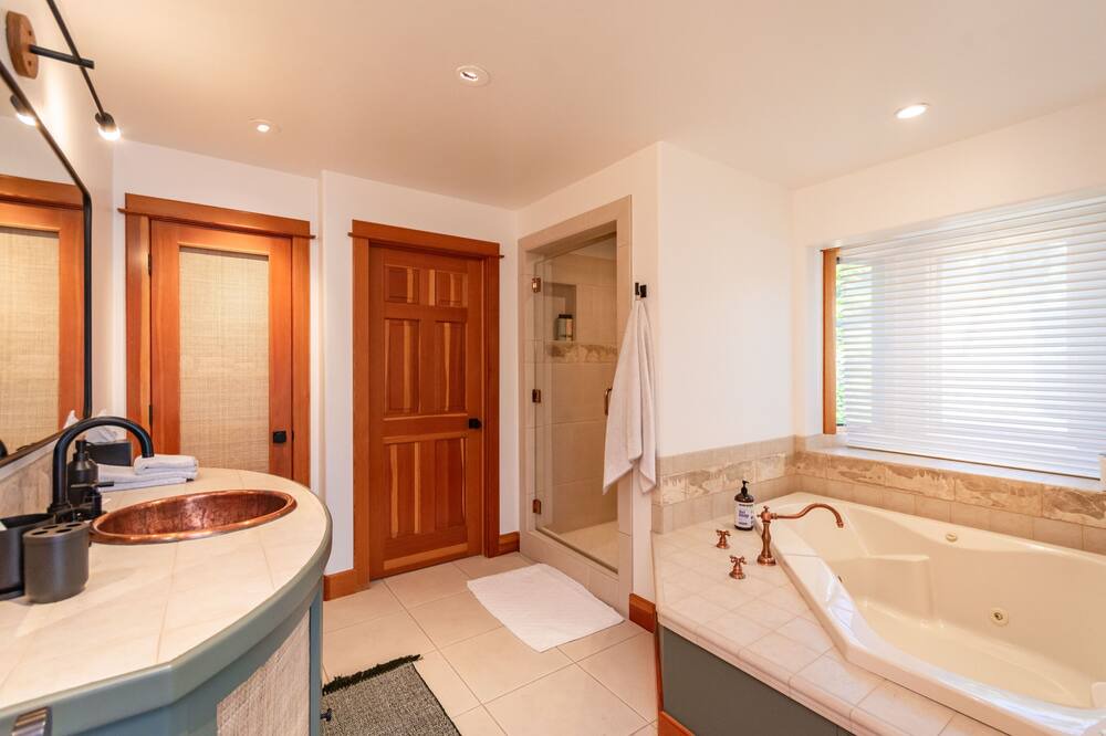 Photo of Bathroom in Crystal Bay