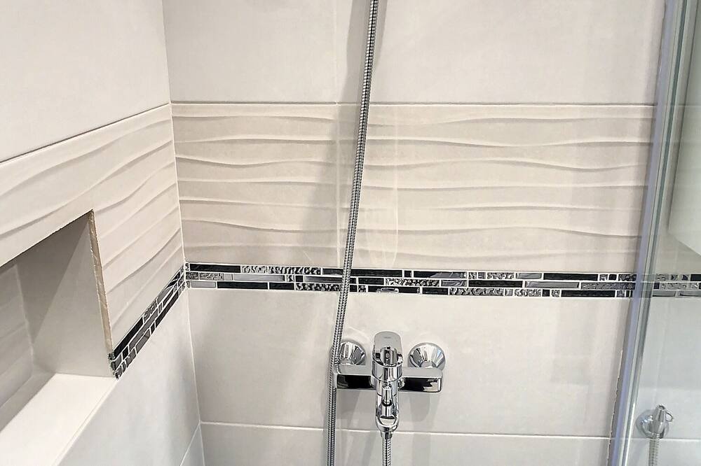 Photo of Bathroom in Villeparisis