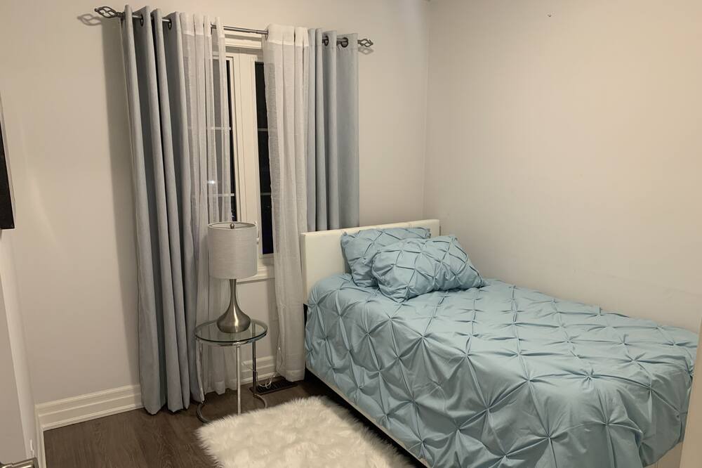 Photo of Bedroom in Angus