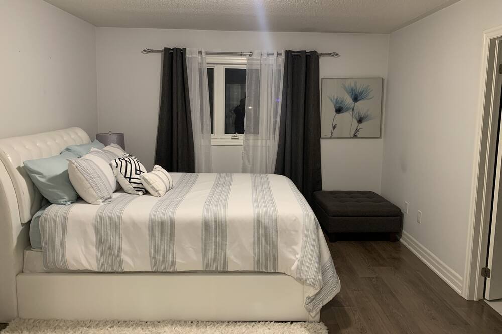 Photo of Bedroom in Angus