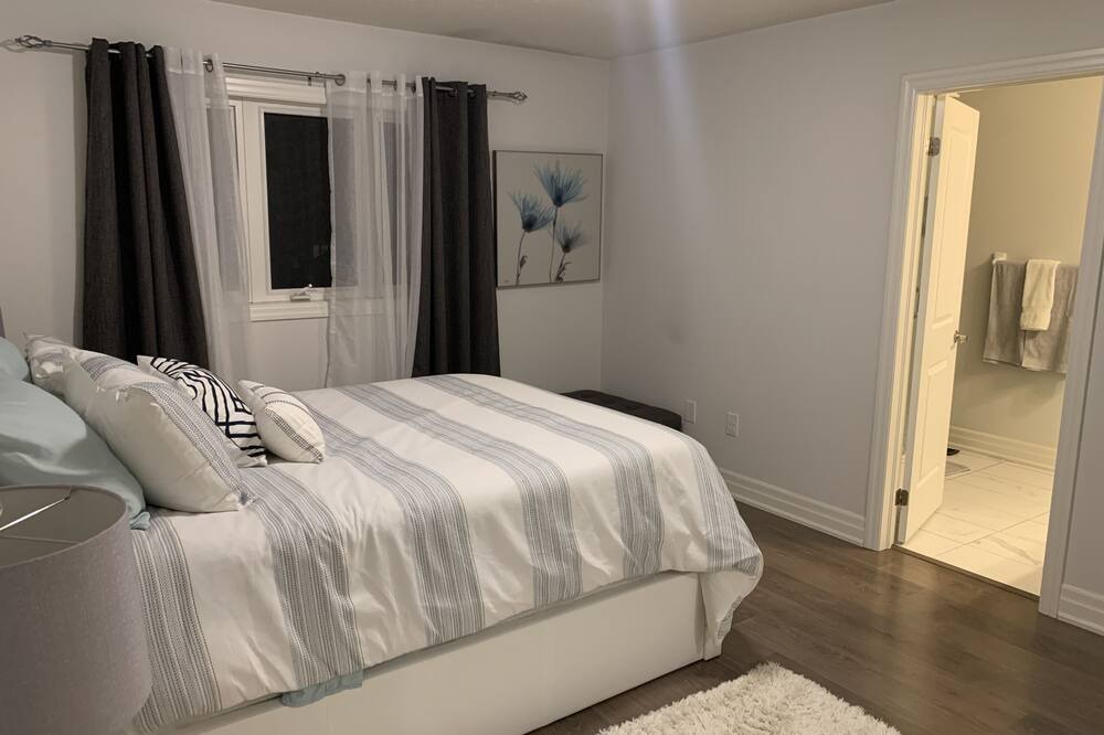 Photo of Bedroom in Angus
