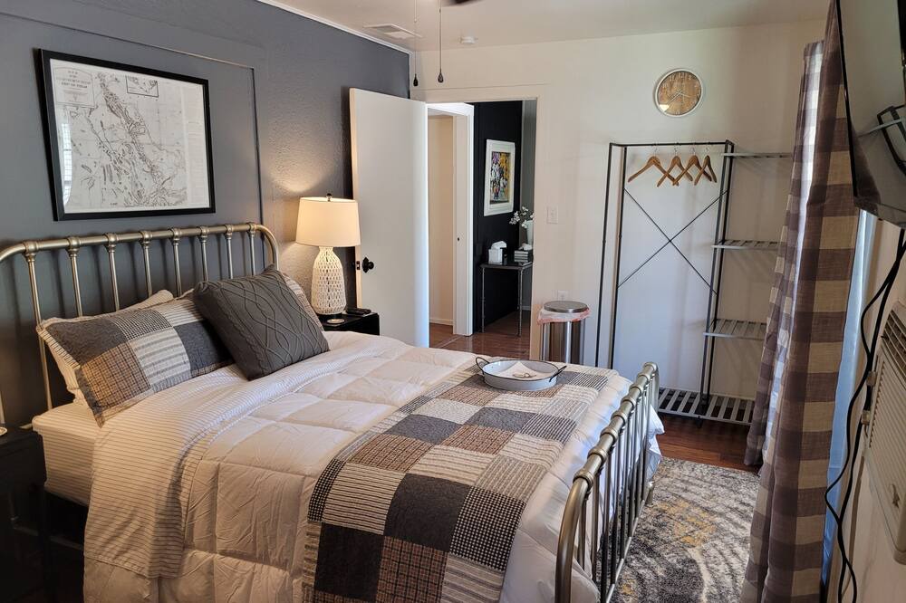 Photo of Bedroom in Fort Davis