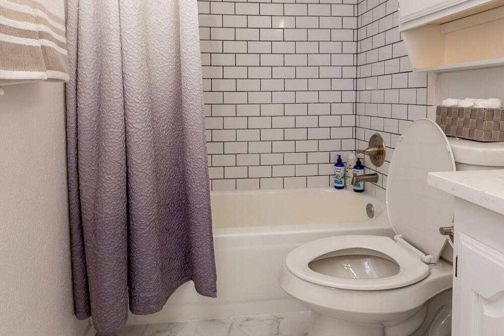 Photo of Bathroom in Fossil Creek