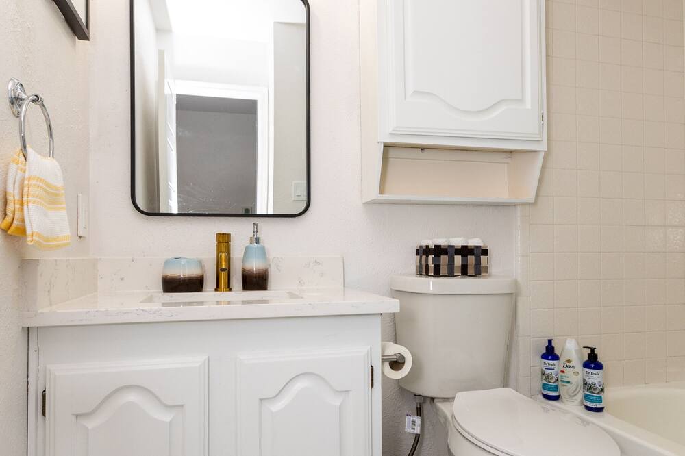 Photo of Bathroom in Fossil Creek