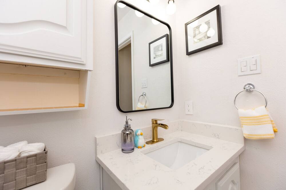Photo of Bathroom in Fossil Creek