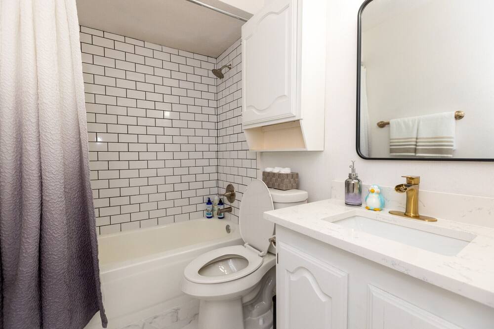 Photo of Bathroom in Fossil Creek