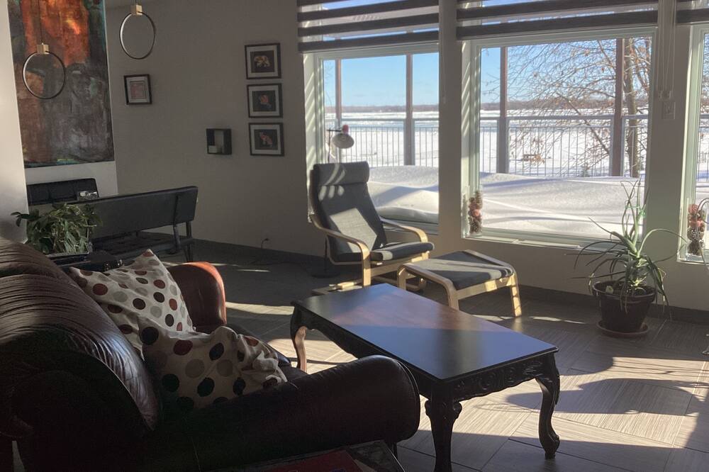 Photo of Livingroom in Trois-Rivieres Ouest