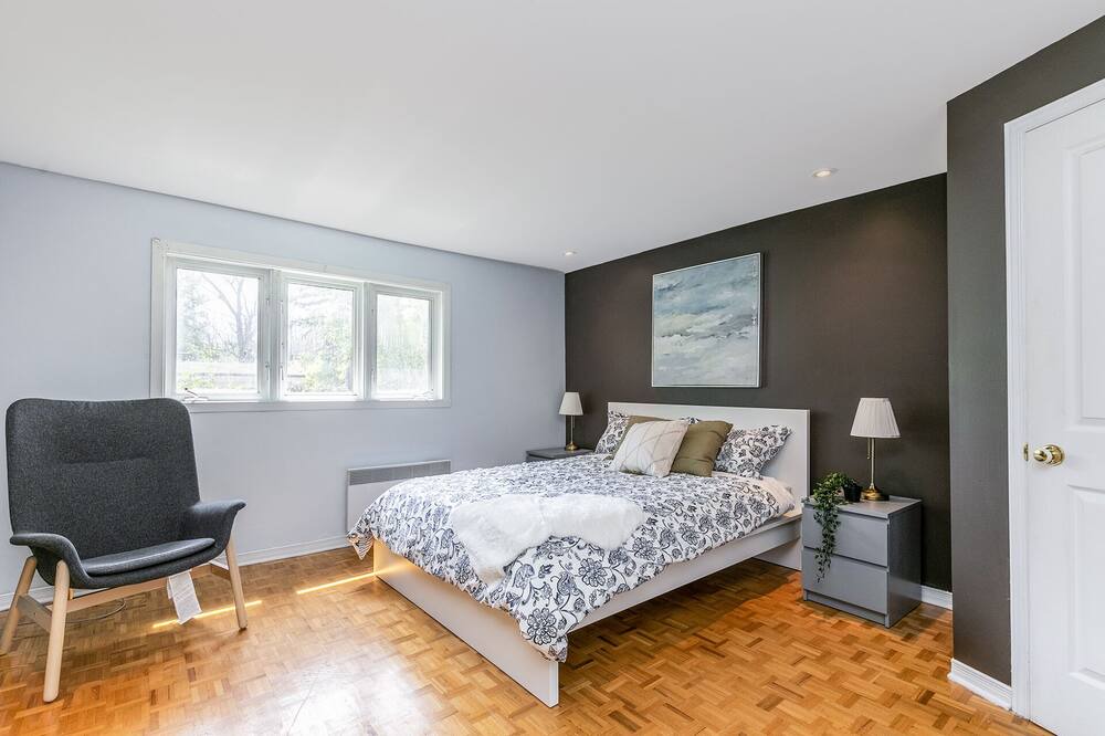 Photo of Bedroom in Brossard